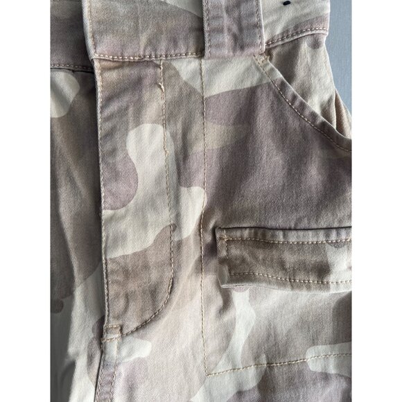 Hollister Ultra High Rise Mom Pants Camo Classic Stretch Womens Size S - Picture 2 of 10